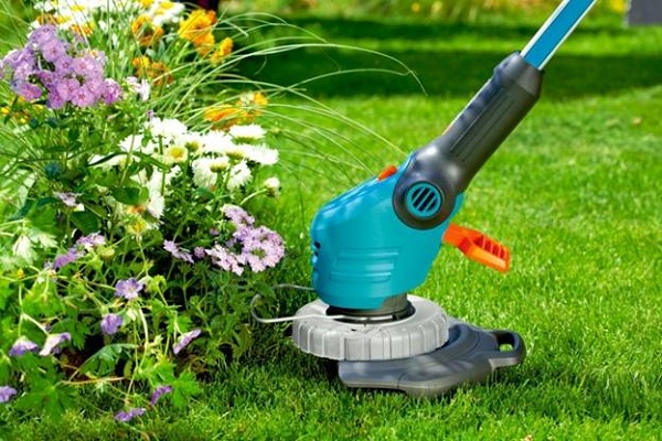  Мотор с долна подредба