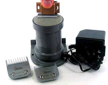  Острие на острието