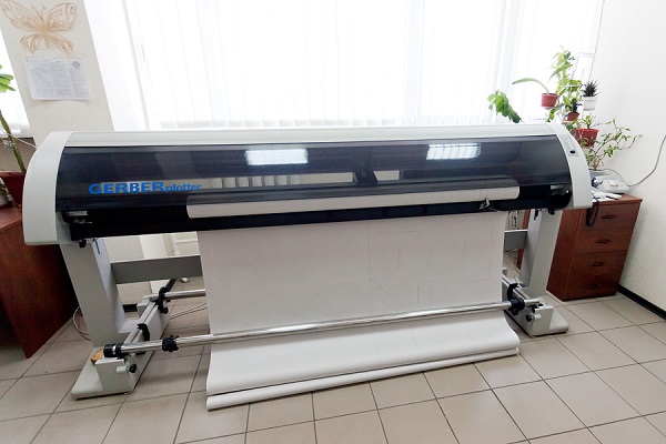  Директен изходен плот