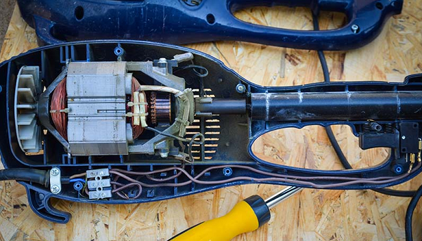  Електрически тример