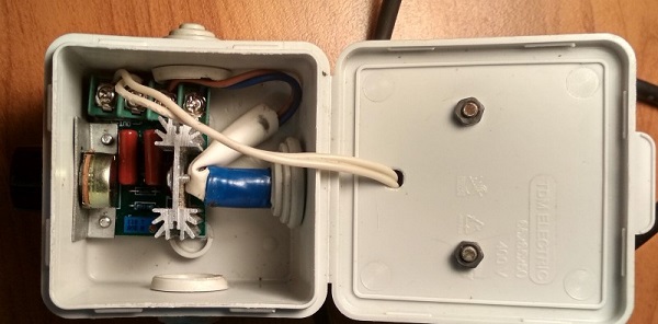  Съединителни скоби