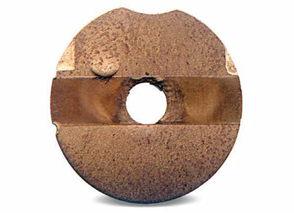  Двигател и дросел