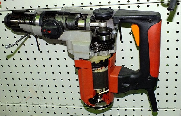  Апаратура в секция