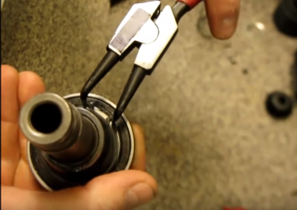  Задържащ пръстен