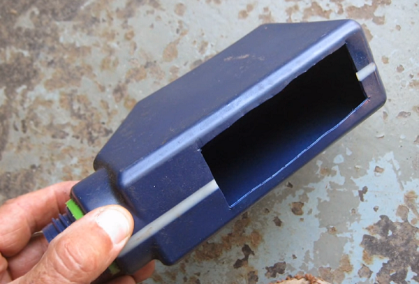  Дупка в бутилката