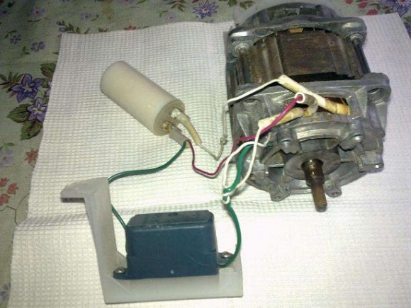 Двигател бебе