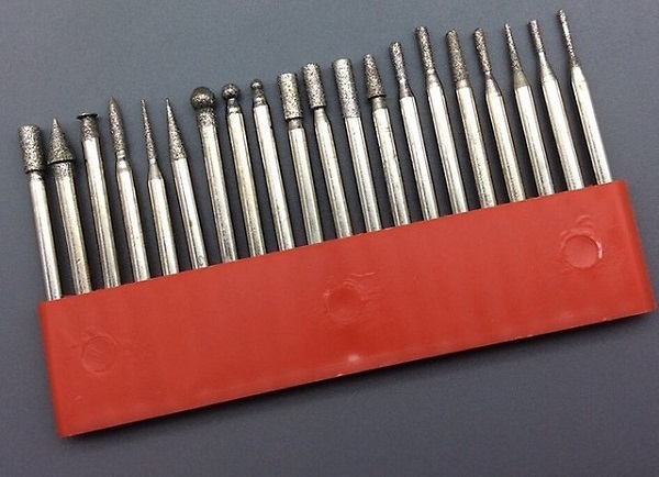  Диамантно покритие