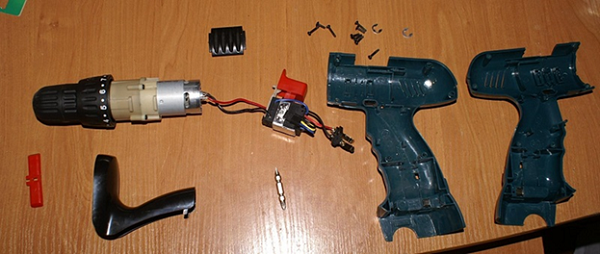  Тялото на отвертка и неговото съдържание