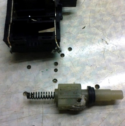  Извлечен механизъм