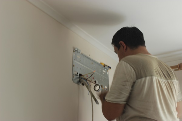  Процесът на монтиране на вътрешното тяло