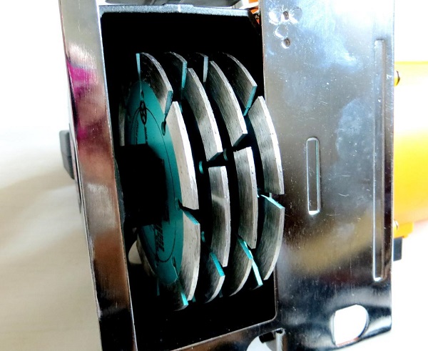  Универсален стенд