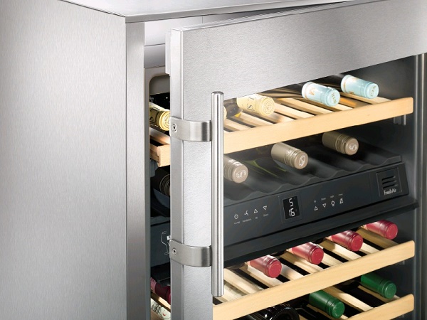  Температура в шкафа за вино