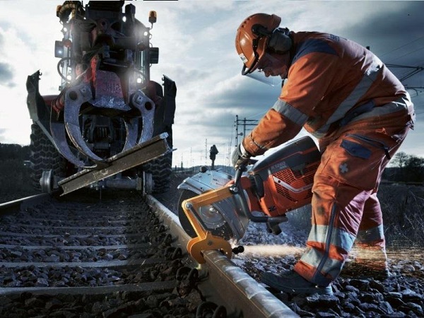  Релсов режещ инструмент