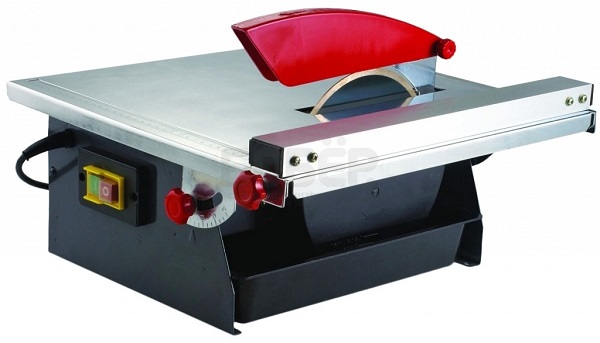  Долно място