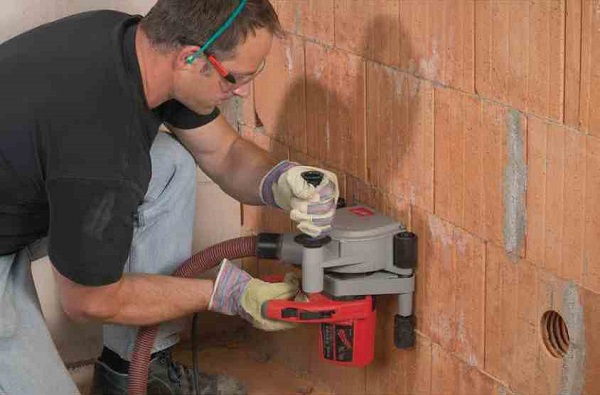  Работете като катерач на стена