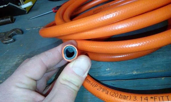  Секция на маркуча