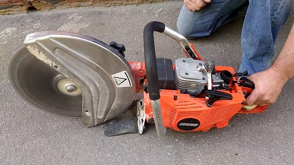  Първо стартиране на резачката