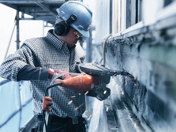  Бензореза с водоснабдяване