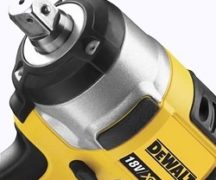  Отвертка или гаечен ключ