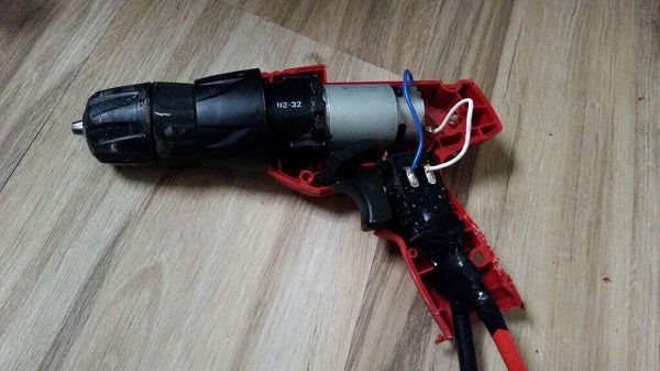  Свързване към терминали