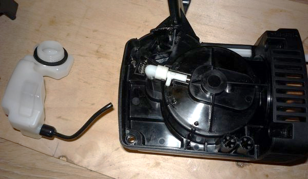  Освобождаване на резервоара