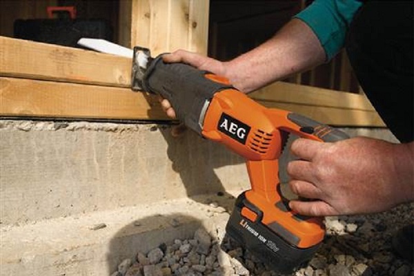  Демонтаж на прозорци