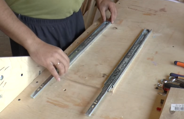  Пътеводител