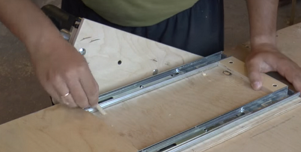  Двойна дупка