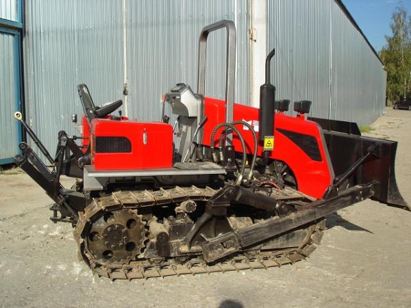  Верижен трактор