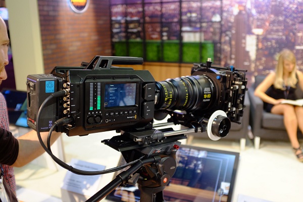  Професионална камера