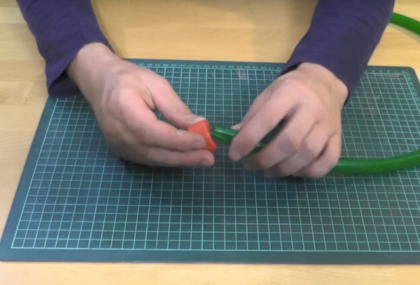  Маркуч в тръба