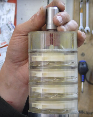  Блокиращ блок