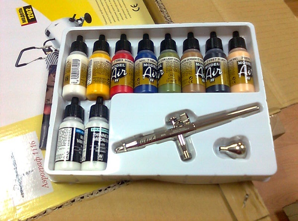  Акрилна боя