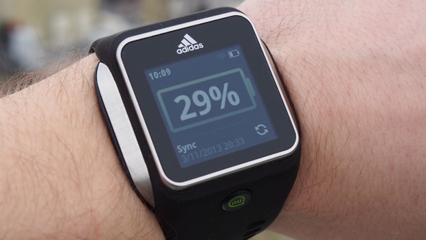  Нивото на батерията на дисплея