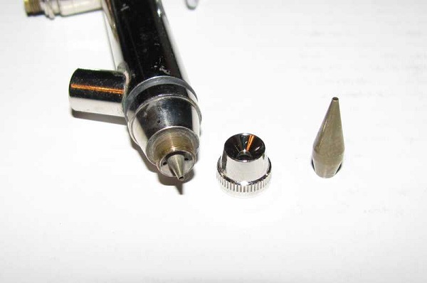  Материалната дюза