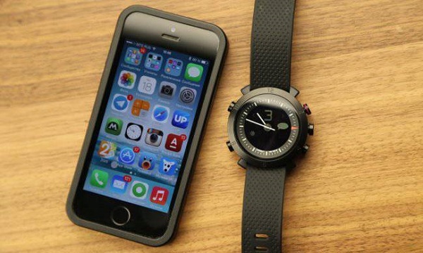  Синхронизиране на часовника с телефон