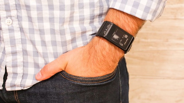  Свържете се с Garmin