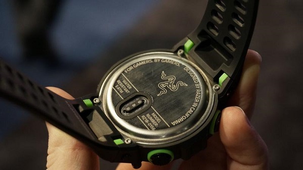  Часовник отзад