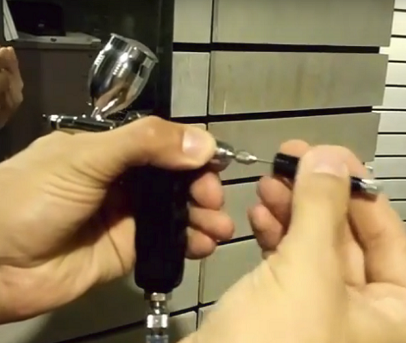  Отвийте капачката