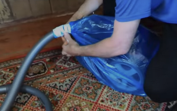  Прахосмукачка в опаковката