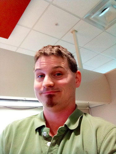  Предна камера