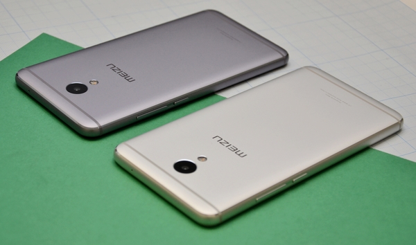  Горният край на смартфона