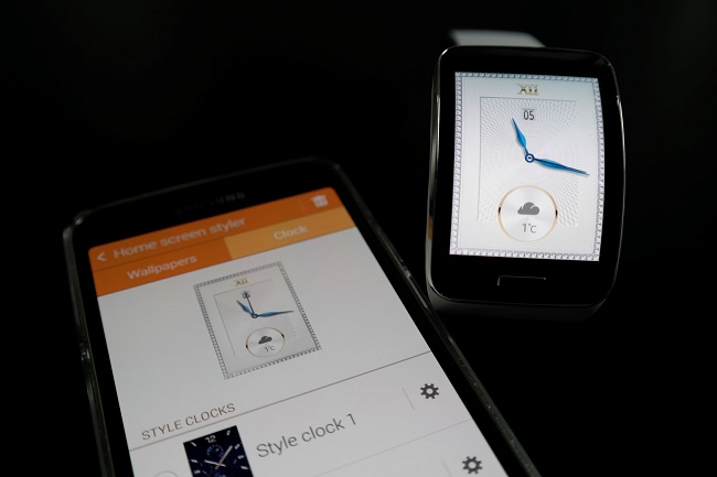  Съвместим с телефона