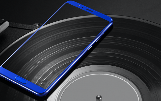  Смартфон на табелката