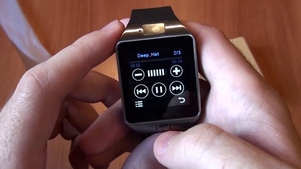  Слушане на музика