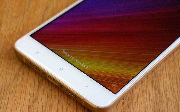  Екран и черна линия по контура