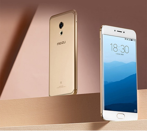  Предната и задната страна на смартфона