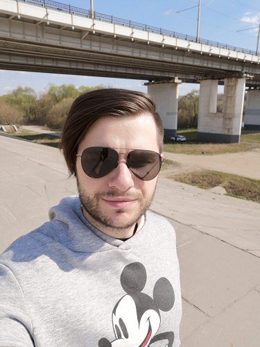  Примерна снимка от предната камера