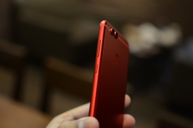  Дизайн на смартфони