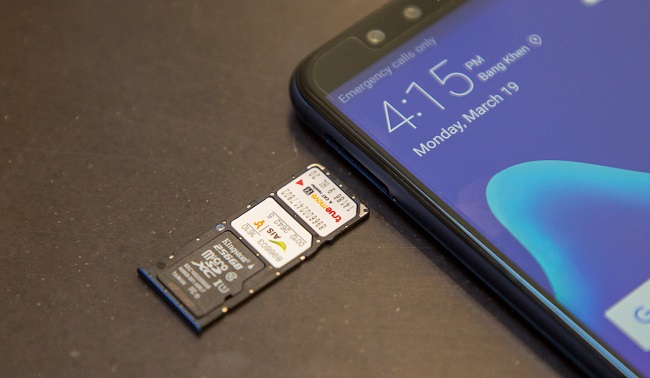  Слот за карти